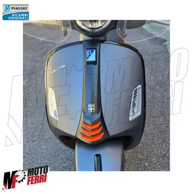 MF2961 Calandra Nasello Copristerzo Vespa GTS 125 310 da 2024 a 2026 Carbon Look