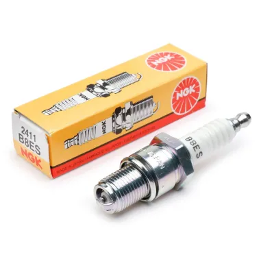 Candela NGK B8ES Passo Lungo per Piaggio Vespa 125 PK XL T5 Cosa