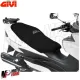 MF3843 Copri Sella Impermeabile Givi Universale Moto / Scooter / Maxi Scooter