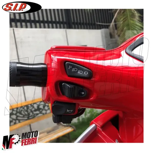 MF3021 Commutatore devioluci lampeggio Vespa 125 250 300 GTS SUPER SPORT HPE