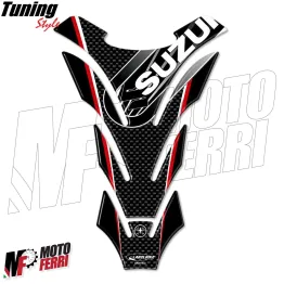 MF4587 Adesivo Protezione Paraserbatoio Suzuki Resina 3D Carbon Look 14x20cm 2