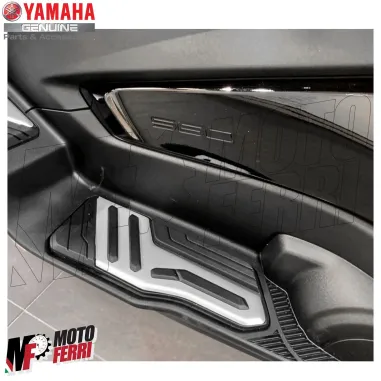 MF3027 Coppia pedane poggiapiedi Yamaha TMax 560 da 2022 a 2025 Alluminio Grigio