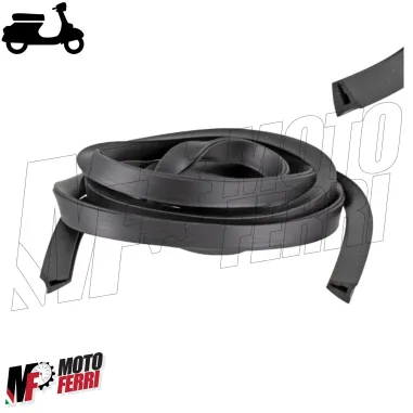 Guarnizione Gomma Profilo tra Bauletto e Scudo Vespa PX 125 150 200 Arcobaleno