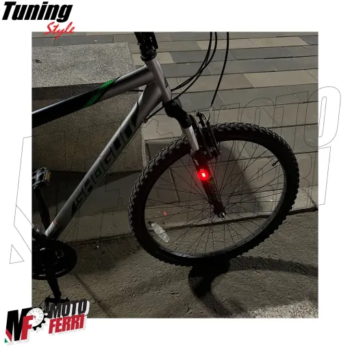 MF5088 Luce Led Lampeggiante Multicolore per Moto Bici Drone Casco Monopattino