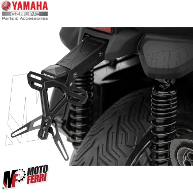MF4826 Portatarga Sport + Copertura Originale Yamaha XMax 125 300 da 2023 a 2026