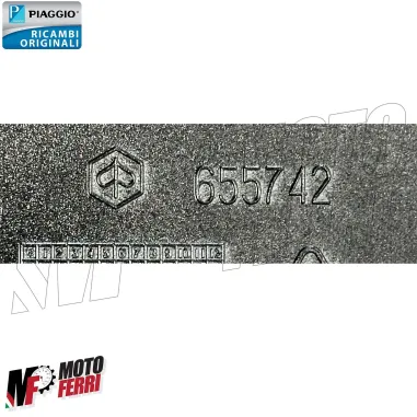 MF5646 Sotto Pedana Originale Piaggio Liberty 50 125 200 RST / Sport 2004 - 2009