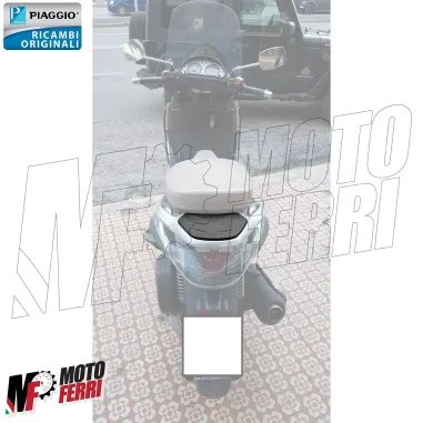 MF5829 Coperchio Portapacchi Piaggio Beverly 125 250 300 400 500 mod 2005 / 2010