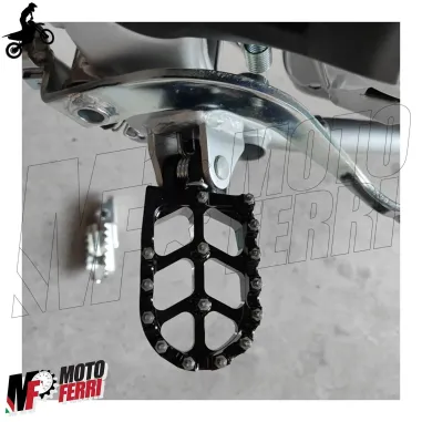 MF6334 Pedane Poggiapiedi Cross Honda CR CRF 125 250 450 1000 Nero Maggiorate