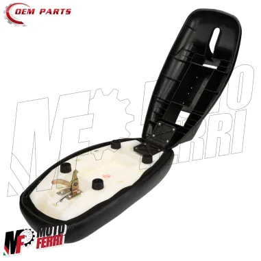 MF6649 Sella Piaggio Si in Pelle Nera con Vano Porta Oggetti Documenti