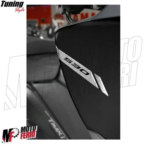 MF6669 Kit 2 Adesivo 530 Grigio per Yamaha TMax 2017 / 2019 su Carena Anteriore