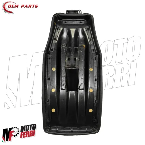 MF6928 Sella Lunga Grillo in Pelle con Scritta Logo Piaggio + Gancio Portaborse