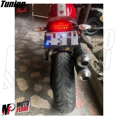 MF7555 Fanale Stop LED Luce Targa Fumè per Monster 600 620 695 900 1000 S2R S4R