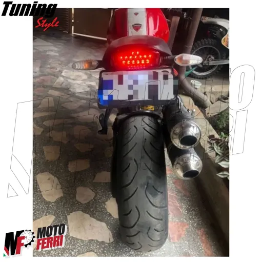MF7555 Fanale Stop LED Luce Targa Fumè per Monster 600 620 695 900 1000 S2R S4R