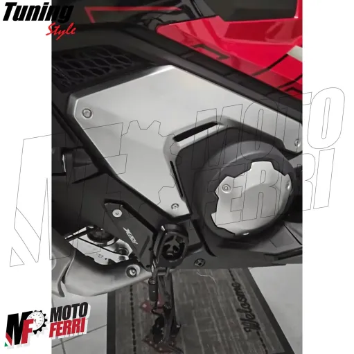 MF7679 Pedane Poggiapiedi Regolabili Honda XADV 750 - 2021 2022 2023 2024 2025