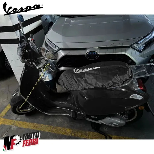 MF5356 Coprisella Impermeabile Nero per Vespa GTS Super Primavera Sprint LX S PX