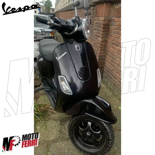 MF6775 Emblema Scudetto Stemma Nero Piaggio Vespa GTS GTV LX S Primavera Sprint