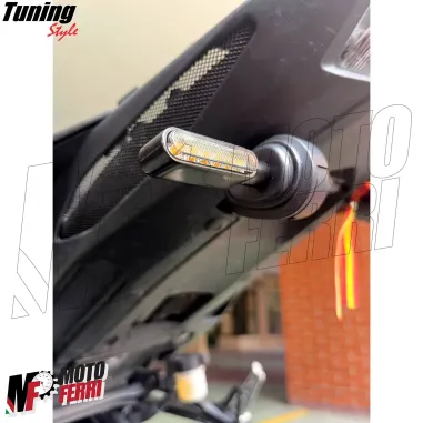 MF7889 Frecce Led Sequenziali + Luce Posizione Rosso CNC Universali Moto Scooter
