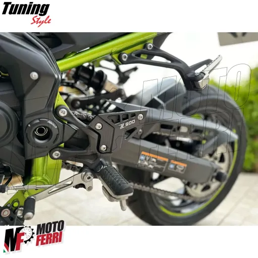 MF8209 Battitacco Kawasaki Z900 mod 2018 2019 2020 2021 2022 2023 2024 CNC Nero