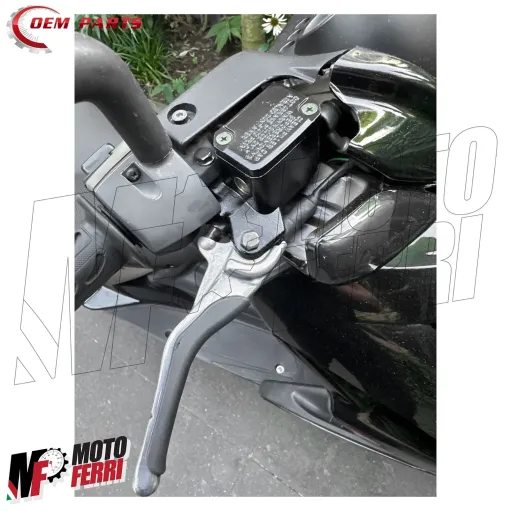 MF8220 Pompa Freno Posteriore con Leva Yamaha Aerox MBK Nitro dal 1997 al 2013