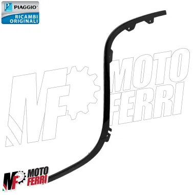 MF8433 Bordo Scudo Destro Nero Lucido Vespa GTS 300 mod 2023 2024 2025