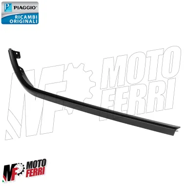 MF8435 Bordo Profilo Pedana Sinistro Nero Lucido Vespa GTS 300 - 2023 2024 2025