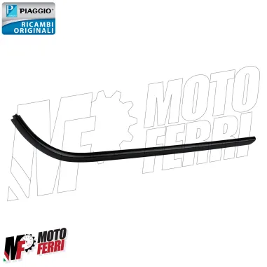 MF8435 Bordo Profilo Pedana Sinistro Nero Lucido Vespa GTS 300 - 2023 2024 2025