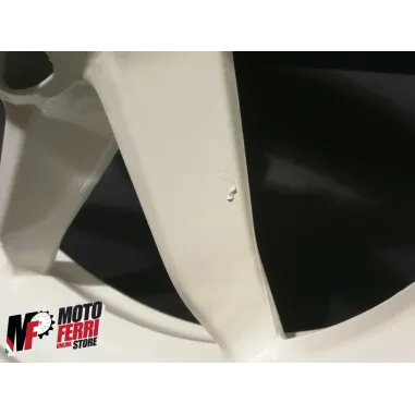 MF1590 CERCHIO ANTERIORE BIANCO 2.50 x 17 APRILIA AF1 SINTESI 125 1988 AP8108335