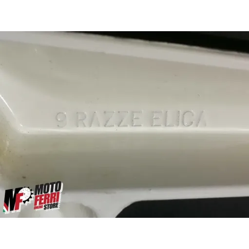 MF1591 CERCHIO POSTERIORE BIANCO 2.15 x 17 APRILIA AF1 PROJECT 1988 AP8208261