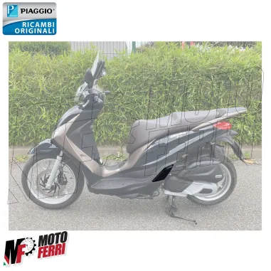 MF8726 Pedalino Poggiapiedi Sinistro Originale Piaggio Medley 125 150 2020-2024