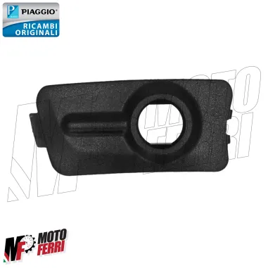 MF8755 Coperchio Controscudo Originale Piaggio Gilera GP800 dal 2007 al 2014