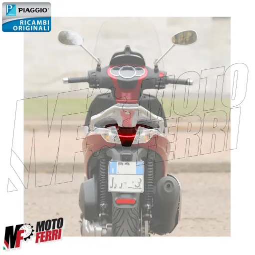 MF8779 Coperchio Inferiore Portapacchi Piaggio Beverly 125 300 350 2010 - 2020