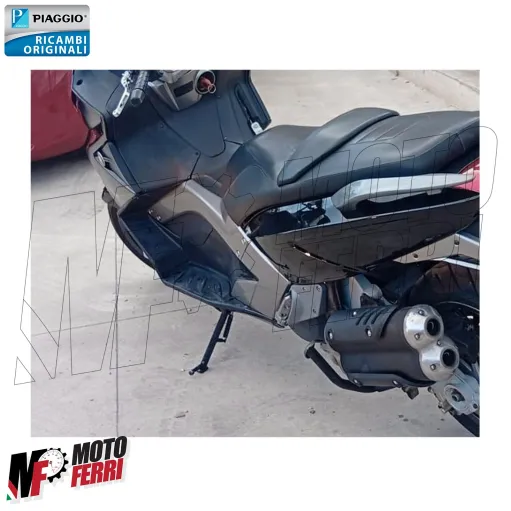 MF8891 Tappeto Tappetino Poggiapiedi Sinistro Piaggio Gilera GP800 - 2007 a 2011