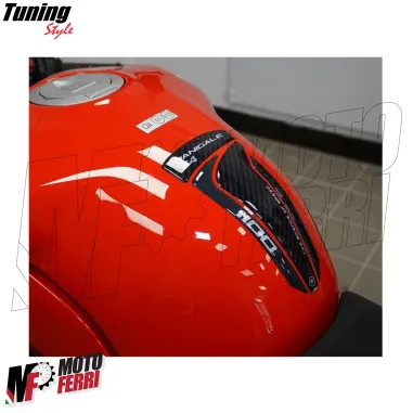 MF8981 Adesivo Protezione Paraserbatoio Logo Ducati Panigale V4 19,6x9,6cm