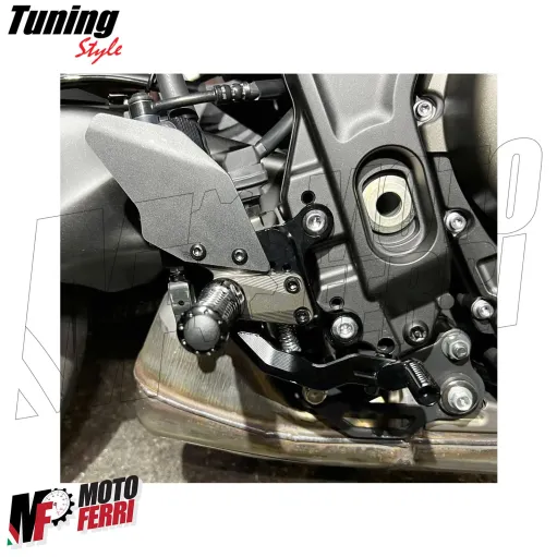 MF9053 Kit Pedane Arretrate Poggiapiedi Yamaha MT-09 SP 2024 2025