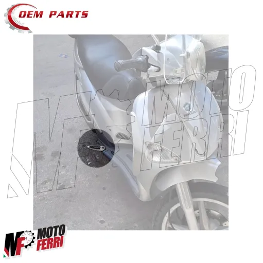 MF6949 Coppia Pedalini Poggiapiedi per Piaggio Liberty 50 125 200 da 1997 a 2008