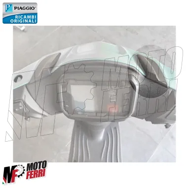 MF9238 Coperchio Parabrezza Destro Nero Piaggio Liberty 50 125 150 iGet 2025